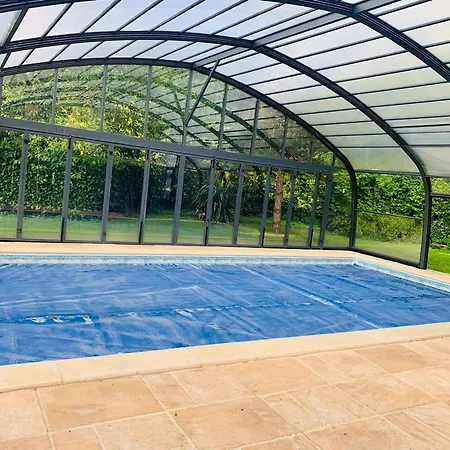 Spacieuse A Avec Piscine Privee Et Jardin * Firfol